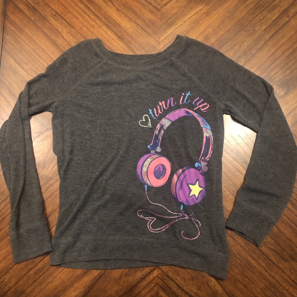 Grey long sleeve